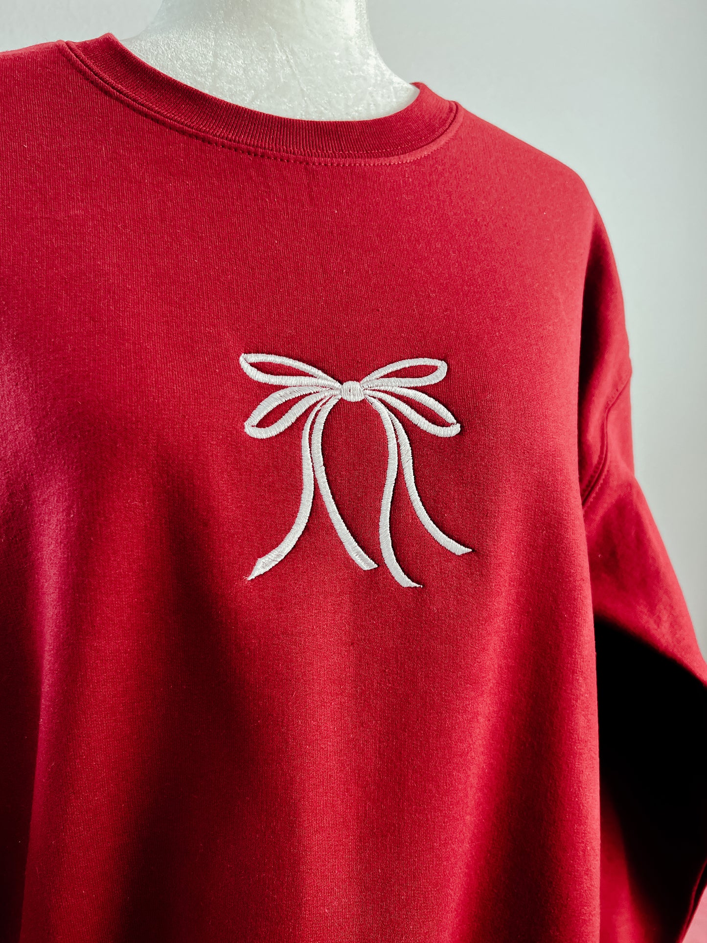 Graceful Bows Embroidered Crewneck