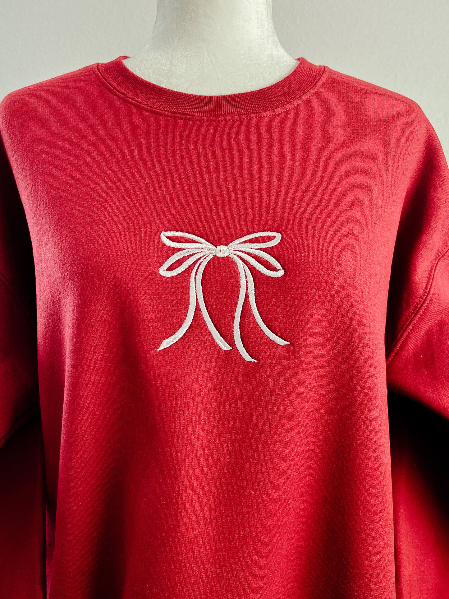 Graceful Bows Embroidered Crewneck